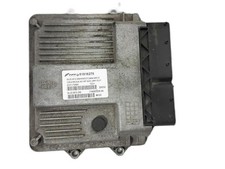 Centralina motore ecu usato  Atripalda
