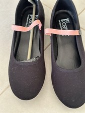 Character shoes size for sale  SOUTHAMPTON