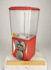 Máquina de venda automática clássica A&A chiclete porca doce - moeda de 25 centavos vintage comprar usado Máquina de venda automática clássica A&A chiclete porca doce - moeda de 25 centavos vintage comprar usado  Enviando para Brazil