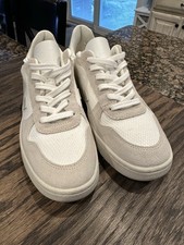 Veja mesh white for sale  Temperance