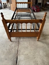Twin size solid for sale  Le Claire