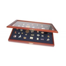 Wooden display case d'occasion  Expédié en Belgium