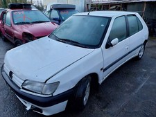 Pièces peugeot 306 d'occasion  Barcelonne-du-Gers