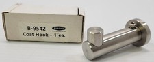 LL) Gancho para Casaco de Parede de Superfície Bobrick B-9542 - Aço Inoxidável comprar usado LL) Gancho para Casaco de Parede de Superfície Bobrick B-9542 - Aço Inoxidável comprar usado  Enviando para Brazil