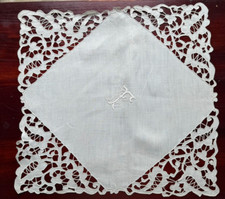 Dentelle ancienne broderie d'occasion  Morestel