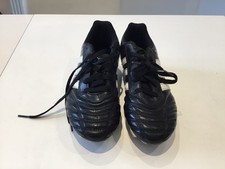 Używany, Buty piłkarskie Adidas Adi Questra - UK 8 na sprzedaż  Wysyłka do Poland