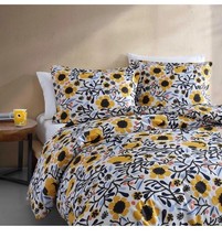 Marimekko king comforter for sale  North Royalton