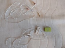Apple iPod Shuffle 1GB / bateria uszkodzona (czas pracy tylko 20 minut) na sprzedaż  Wysyłka do Poland