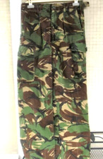 Pantaloni inglesi mimetici usato  Milano