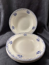 Lot assiettes creuses d'occasion  Laon