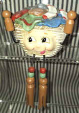VINTAGE LAVANDERIA WMG CESTA DE ROUPAS SUJAS ANTROPOMÓRFICA CESTO PRATELEIRA BABÁ 2010 comprar usado  Enviando para Brazil