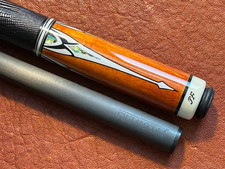 j j pool cue for sale  Minneapolis