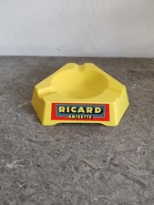 Cendrier ricard ancien. d'occasion Cendrier ricard ancien. d'occasion  Fayence