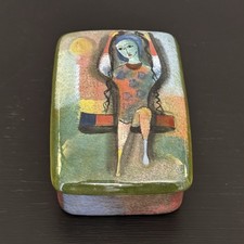 Caixa de bugigangas com tampa de cerâmica Polia Pillin arte abstrata feminina assinada ~5"x2" comprar usado  Enviando para Brazil