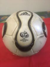 Adidas teamgeist ball usato  Milano