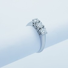 Anello trilogy oro usato  Roma
