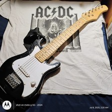 Guitarra Eléctrica Modelo Juvenil Sin Marca Funciona Cuerda Negra 6 Cuerdas segunda mano  Embacar hacia Mexico