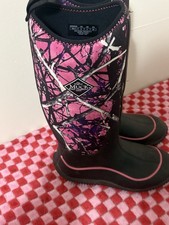 Muck boots hale for sale  Clarksville