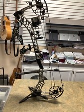 Mathews v3x compound for sale  Columbia