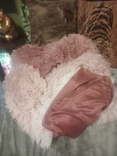 Pink fluffy throw for sale  Horseshoe Bend