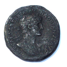 Sesterce empereur hadrien d'occasion  Trélissac