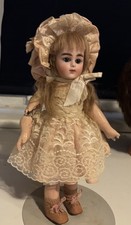 BONECA BRU JNE ANTIGA MINÚSCULA “R”C/M ARMÁRIO TAMANHO 2 BISQUE PRENSADO BEIJANDO ANDANDO comprar usado BONECA BRU JNE ANTIGA MINÚSCULA “R”C/M ARMÁRIO TAMANHO 2 BISQUE PRENSADO BEIJANDO ANDANDO comprar usado  Enviando para Brazil