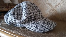 Cappello misto lana usato  Italia