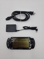 Sistema de jogo portátil Sony PlayStation PSP PSP-3001 com bateria + carregador comprar usado Sistema de jogo portátil Sony PlayStation PSP PSP-3001 com bateria + carregador comprar usado  Enviando para Brazil