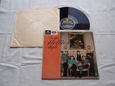 The hollies the usato  Carrara