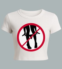Usado, Nova camiseta feminina bebê logotipo não abre feita nos EUA comprar usado  Enviando para Brazil