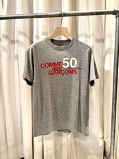 Usado, CAMISETA USADA COMME DES GARCONS HANKYU LOJA DE DEPARTAMENTOS 50º ANIVERSÁRIO NÃO USADA comprar usado  Enviando para Brazil