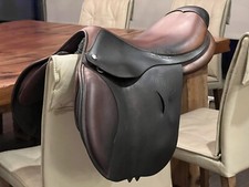 Devoucoux jumping saddle d'occasion  Expédié en Belgium