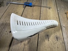 Old School BMX Mx Seat Iscaselle Vintage BMX Sela Lightning Branco Plástico NOS comprar usado  Enviando para Brazil