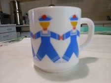 Mug arcopal motif d'occasion Mug arcopal motif d'occasion  Orleans-