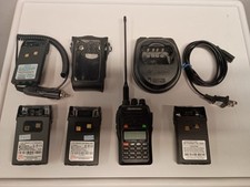 Rádio portátil Wouxun KG-UV3D com 2 baterias, adaptador plugue cigarro, estojo, bateria AA comprar usado  Enviando para Brazil