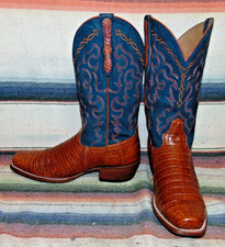 Stivali cowboy uomo usato Stivali cowboy uomo usato  Spedire a Italy