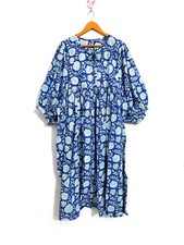 Vestido midi Kyra azul estampa de bloco de algodão tamanho grande gola profunda com cordas mais próximas comprar usado  Enviando para Brazil