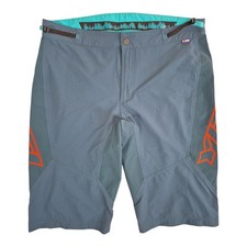 Pantaloncini yeti enduro usato  Spedire a Italy