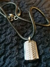 Collana con piastra usato  Settimo San Pietro