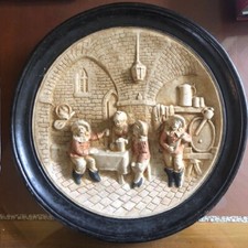 Assiette plâtre scène d'occasion Assiette plâtre scène d'occasion  Gisors