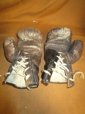 Paire gants boxe d'occasion  Saint-Sauveur-le-Vicomte