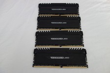 LED CORSAIR VENGEANCE 32GB DDR4 3000MHz C15 - LED branco comprar usado  Enviando para Brazil