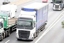 Usado, Foto de caminhão T15 6x4 PN69 BVL Volvo Culina comprar usado  Enviando para Brazil