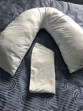 Silentnight shaped pillow for sale  INGATESTONE