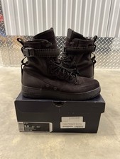 Nike air velvet d'occasion  Expédié en Belgium