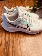 Nike women sneaker for sale  Northford