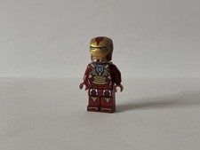 Lego minifigure iron usato  Mori