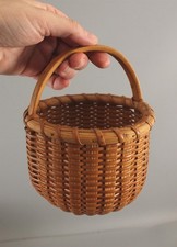 RARO Miniatura 1984 Assinado A.R.M. Cesta feita à mão para navio de luz Prison Art Nantucket comprar usado RARO Miniatura 1984 Assinado A.R.M. Cesta feita à mão para navio de luz Prison Art Nantucket comprar usado  Enviando para Brazil