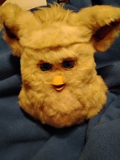 2005 furby caramel d'occasion  Expédié en Belgium