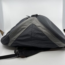 Mochila de caminhada dobrável DECATHLON QUECHUA refrigeração a ar preta lados duros comprar usado  Enviando para Brazil
